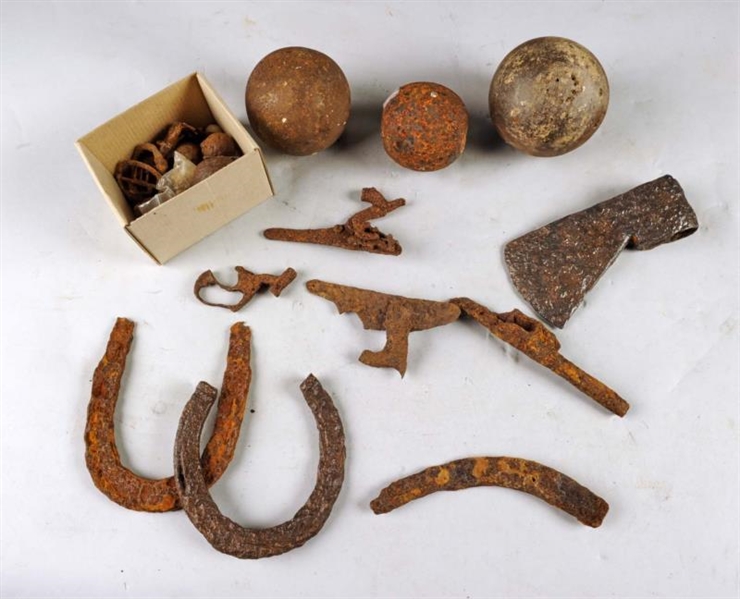 EXCAVATED ARTIFACTS FROM AMERICAN BATTLEFIELDS.   