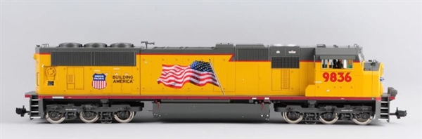 U.S. TRAINS SD70 MAC TRAIN IN BOX.                