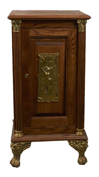 WOODEN SLOT MACHINE STAND WITH BRASS PLAQUE.      
