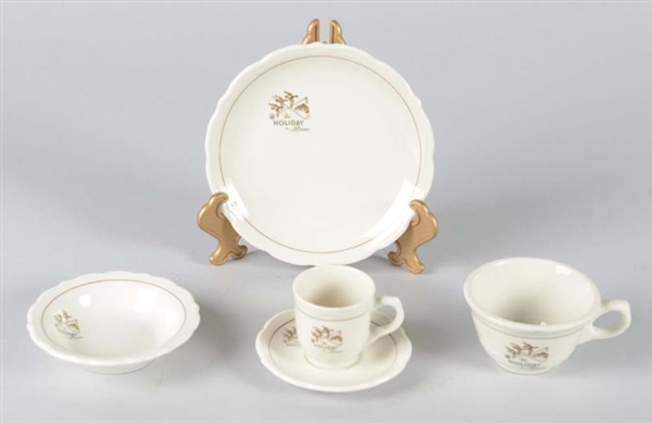 LOT OF 5: THE HOLIDAY IN RENO DINNERWARE PIECES   
