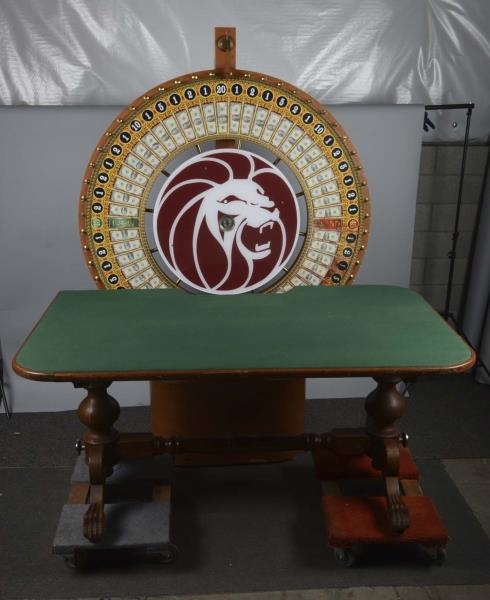 MGM MONEY WHEEL WITH TABLE                        