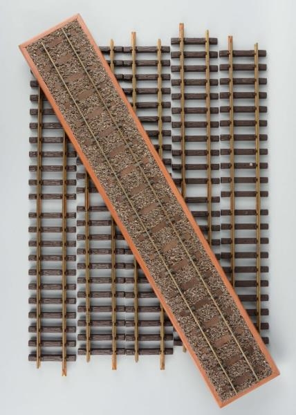 LOT OF 11: G SCALE TRACK & O GAUGE DISPLAY TRACK. 