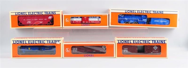 LOT OF 6:  LIONEL FREIGHT CARS.                   