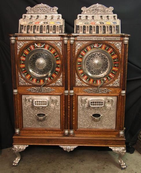 5¢ CAILLE TWIN CENTAUR UPRIGHT DOUBLE SLOT MACHINE