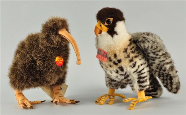 LOT OF 2: LIFE-SIZED STEIFF BIRDS WITH ALL IDS.   