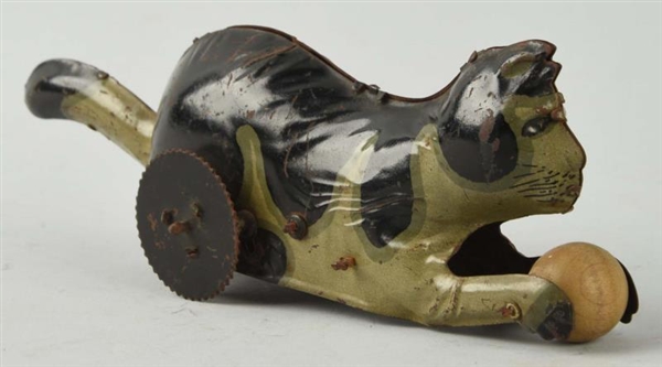 GERMAN TIN LITHO CAT WITH BALL TOY.               
