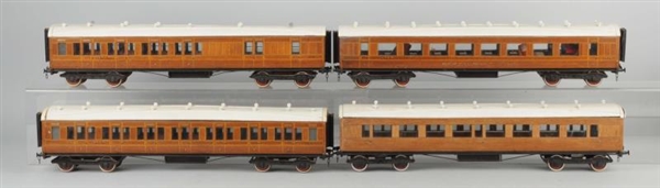 LOT OF 4:  GAUGE 1 LNER SCALE COACHES.            