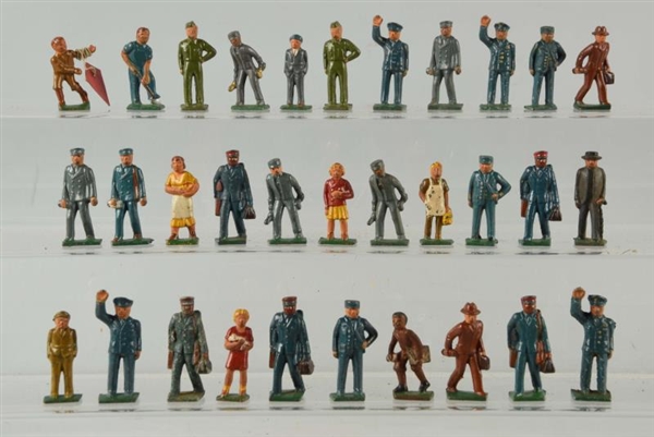 LOT OF 32: GREY IRON SMALL SIZE FIGURES.          