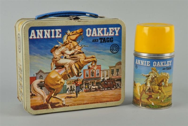 ANNIE OAKLEY & TAG LUNCH BOX WITH THERMOS.        