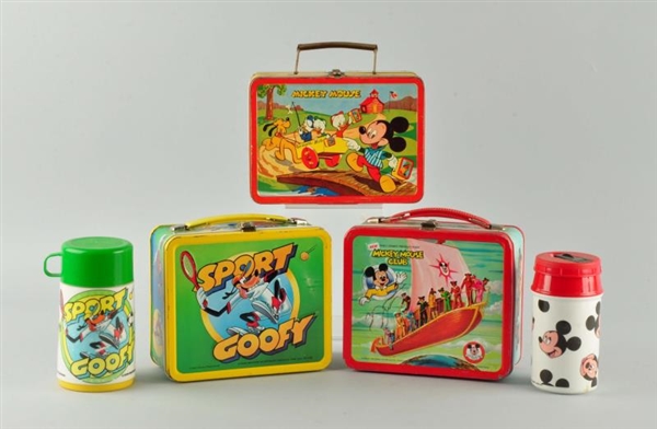 LOT OF 3: ASSORTED LUNCH BOXES WITH THERMOS.      