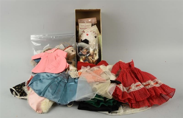 LOT OF 1950S MARY HOYER CLOTHES, SHOES, & ACC.   