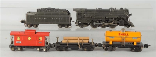 LOT OF 5: LIONEL NO.225 LOCOMOTIVE & FREIGHT CARS.