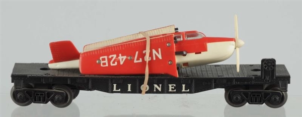 LIONEL NO 6500 FLAT CAR WITH AIRPLANE.            