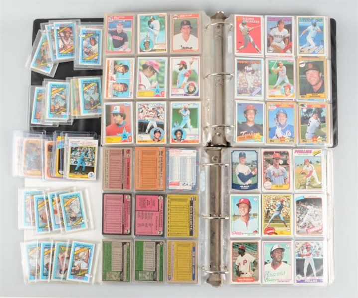 LARGE LOT OF ASSORTED BASEBALL CARDS.             