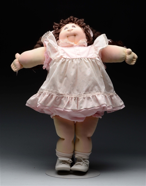 CABBAGE PATCH DOLL.                               