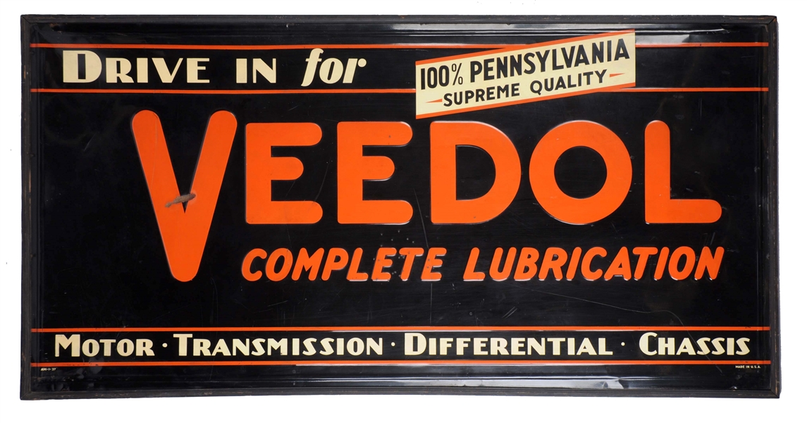 DRIVE IN FOR VEEDOL COMPLETE LUBRICATION SIGN.                              