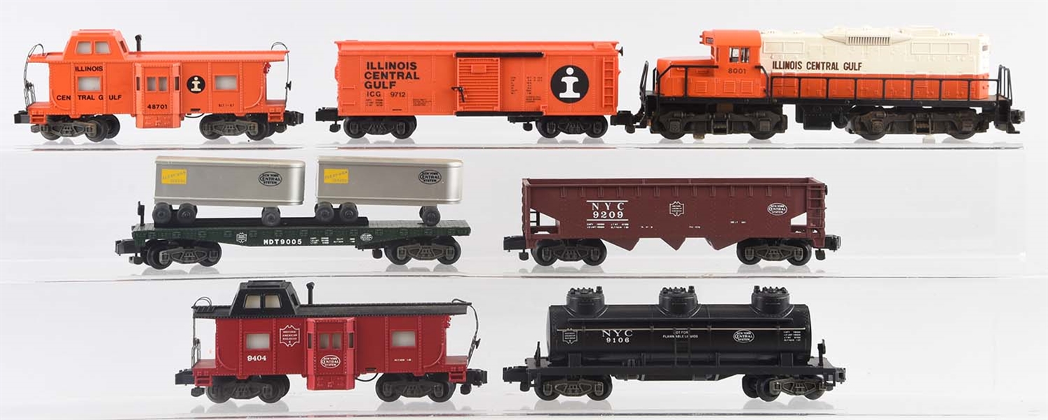 LOT OF 7: AMERICAN FLYER GP20 ILLINOIS CENTRAL GULF & FREIGHT CARS.