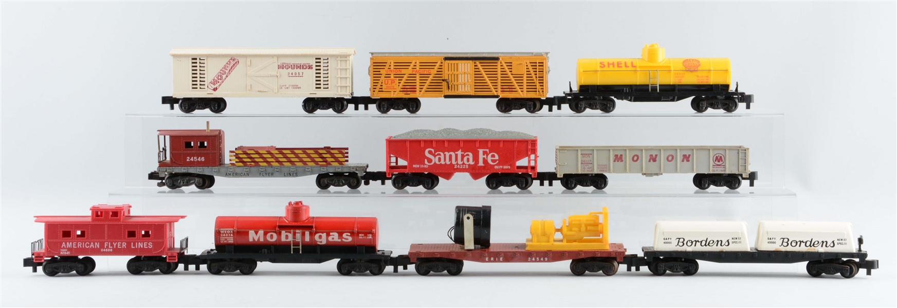 LOT OF 10: AMERICAN FLYER ROLLING STOCK. 