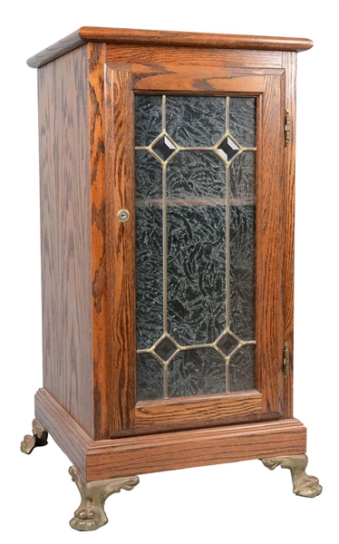 GLASS FRONT SLOT MACHINE STAND 