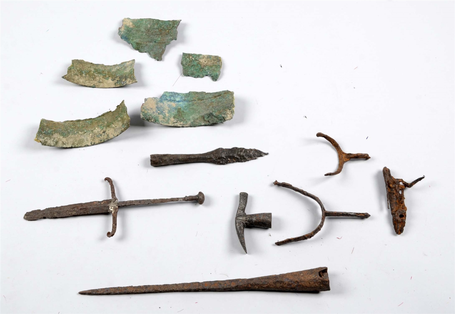 LOT OF 14: EXCAVATED MIXED LOT OF WEAPONS.         