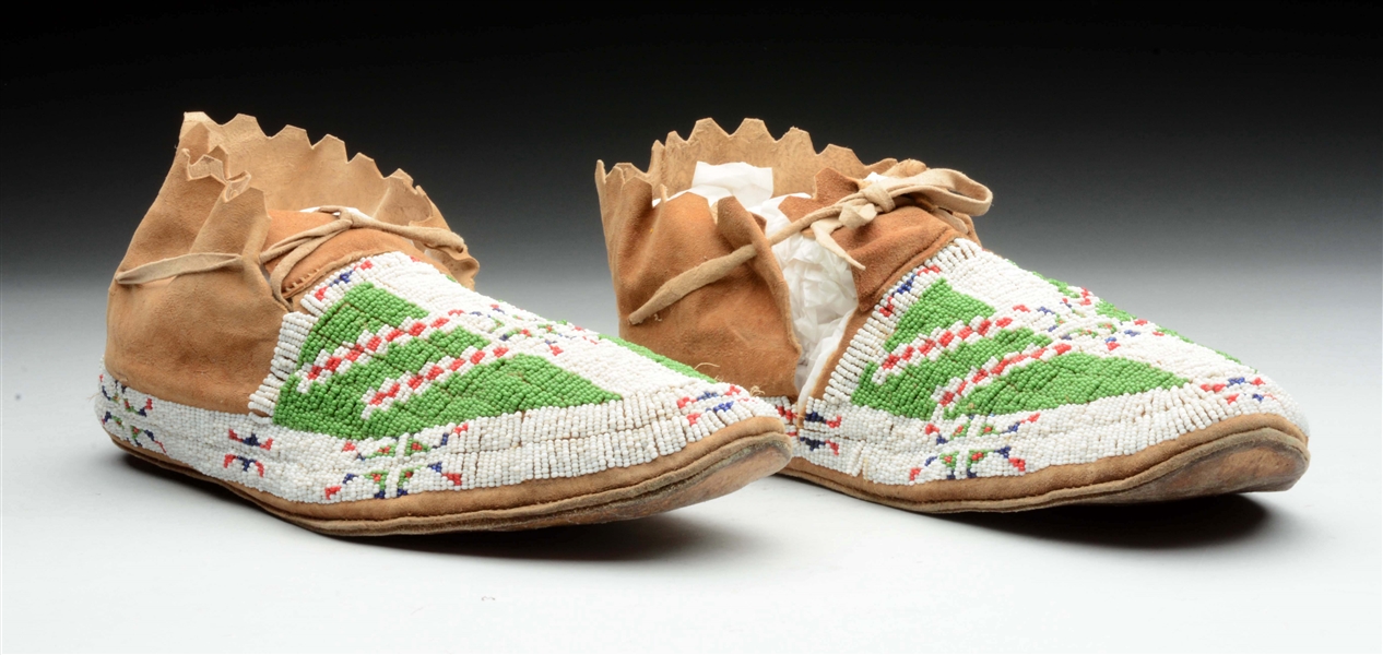 PAIR OF SIOUX MOCCASINS.