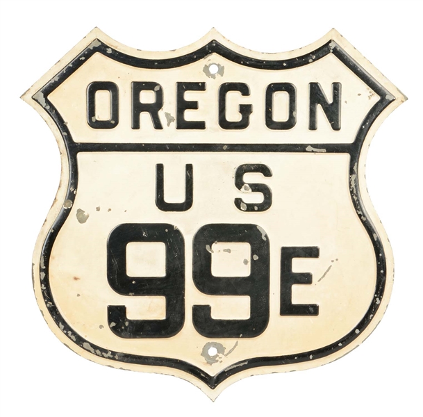 OREGON U.S. 99E SHIELD SHAPED ROAD SIGN.