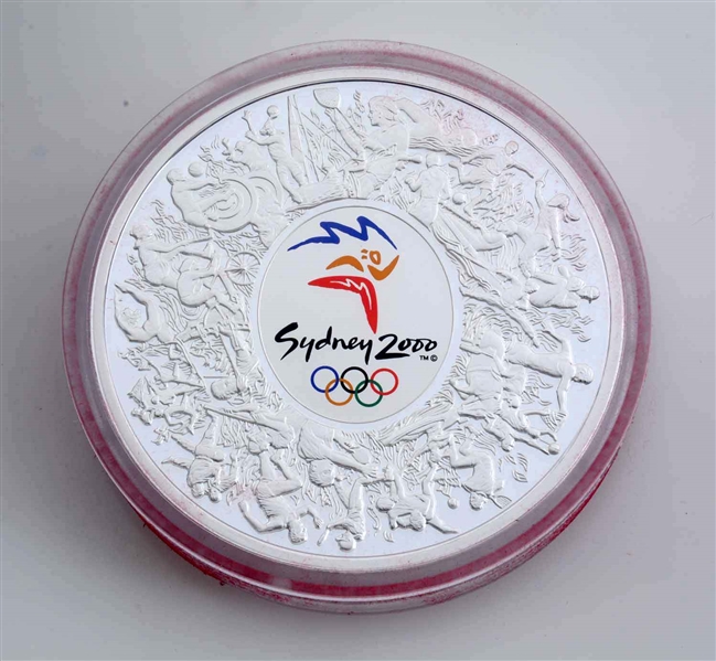 2000 SYDNEY OFFICIAL OLYMPIC COIN.