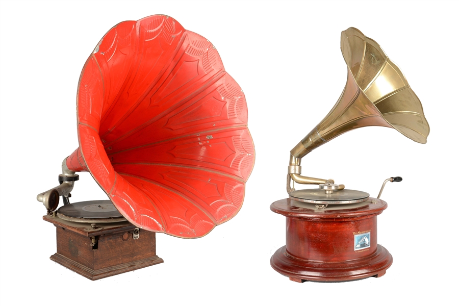 LOT OF 2: ANTIQUE GRAMOPHONE PLAYERS.