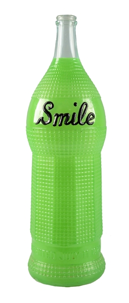 "LIME FLAVOR" GREEN GLASS OVERSIZED SMILE BOTTLE DISPLAY. 
