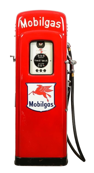 M&S MODEL #80 MOBILGAS SCRIPT TOP COMPUTING GAS PUMP - RESTORED. 