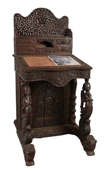 ORNATE WOOD DESK OWNED BY EDISON.