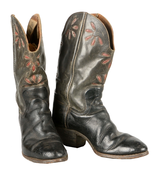 VINTAGE MARKED WESTERN BOOTS. 
