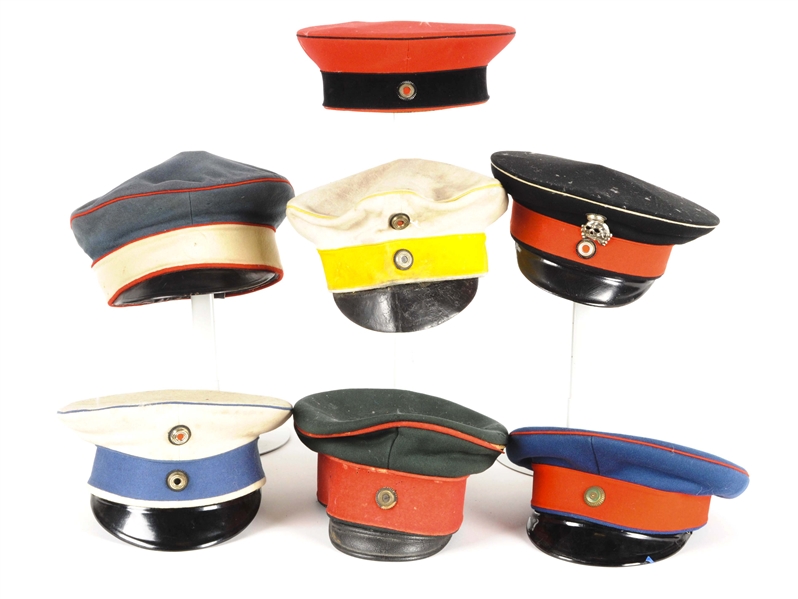 LOT OF IMPERIAL GERMAN HATS.