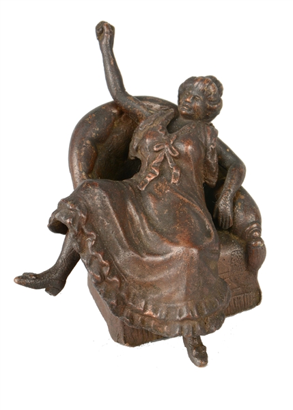 LOUNGING WOMAN BRONZE FIGURINE. 