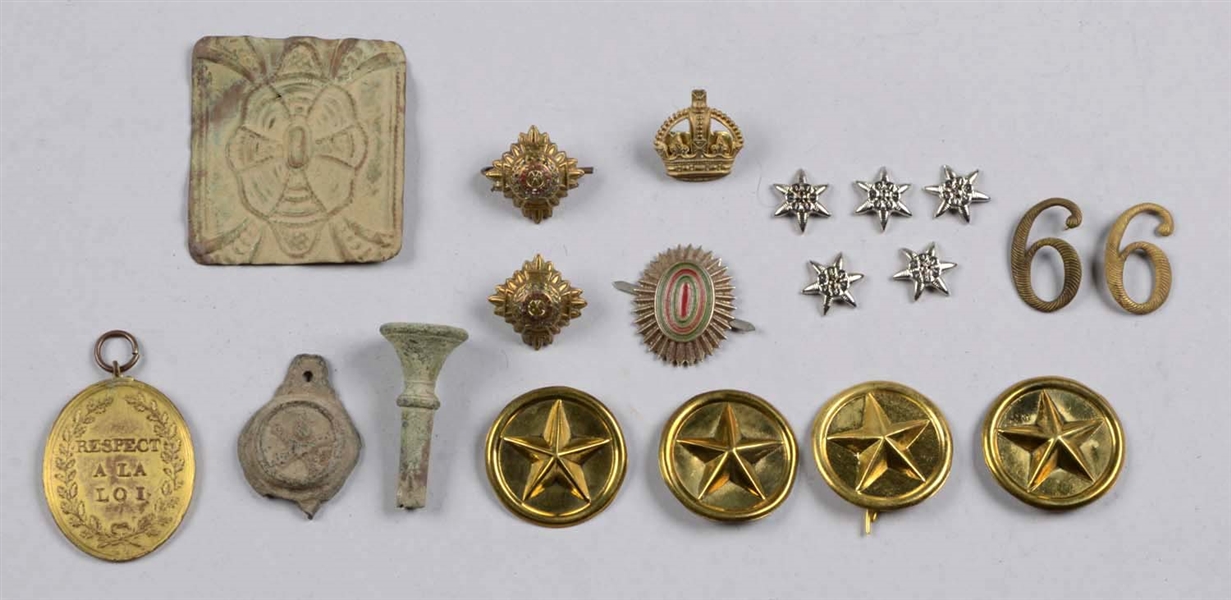 LOT OF 6: ASSORTED BRASS MILITARY OBJECTS.       
