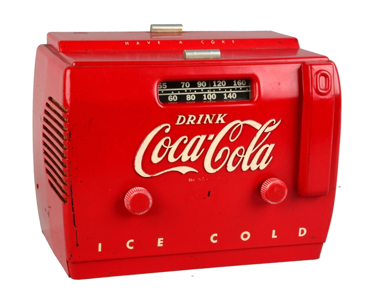 1950S COCA-COLA COOLER RADIO. 