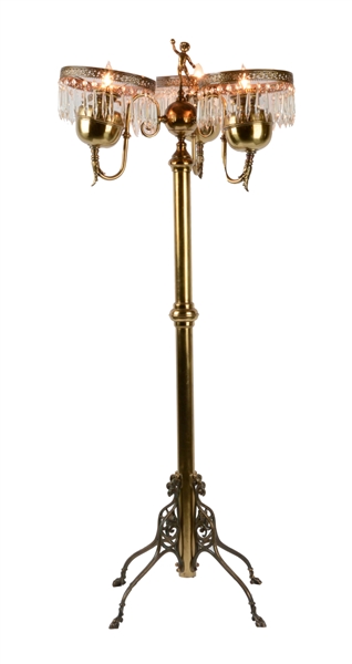 VICTORIAN FLOOR LAMP. 