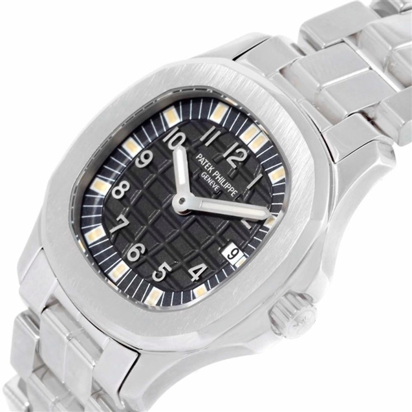PATEK PHILIPPE STAINLESS STEEL AQUANAUT 4960/1A-001.
