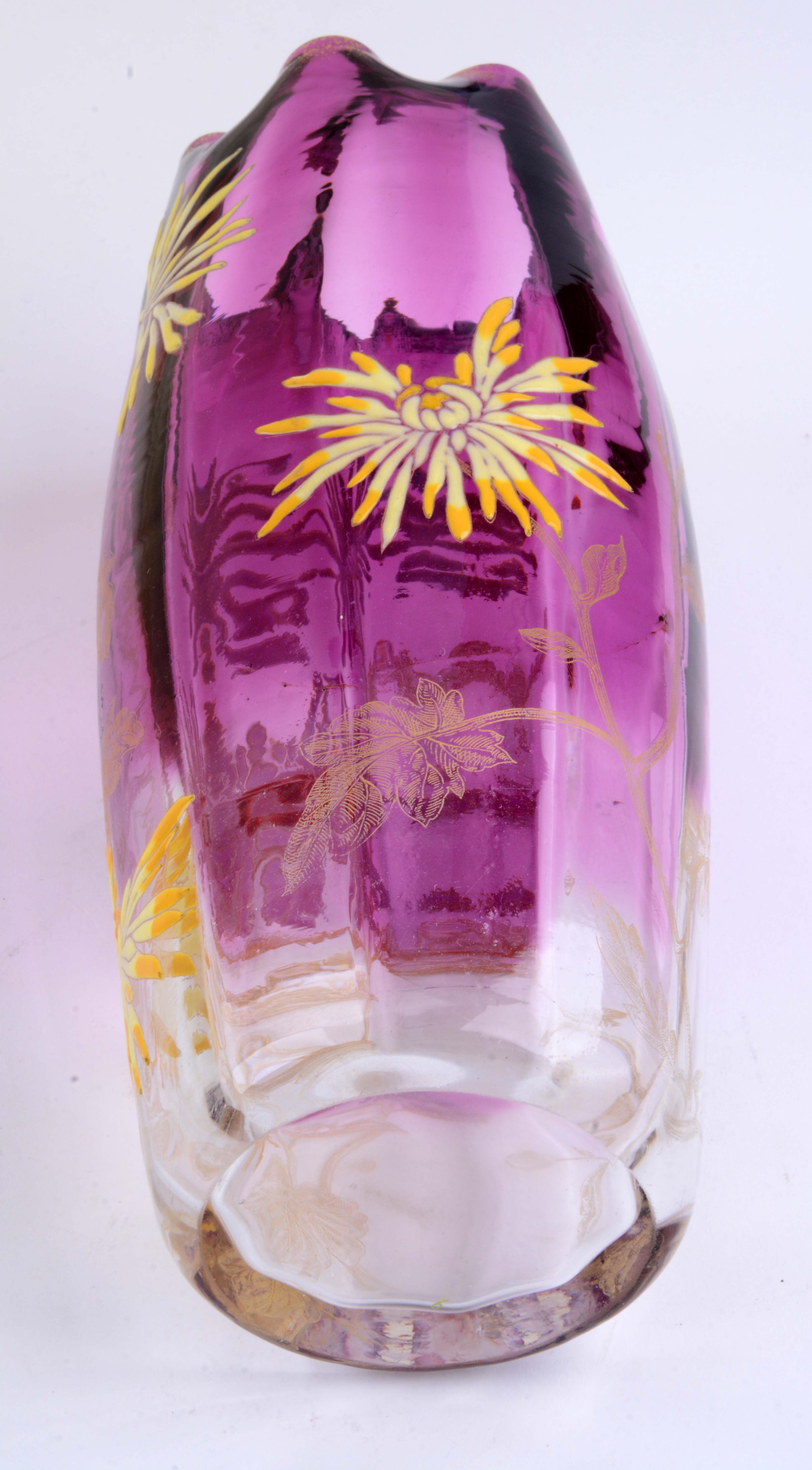 Lot Detail - LEGRAS CHRYSANTHEMUM VASE.