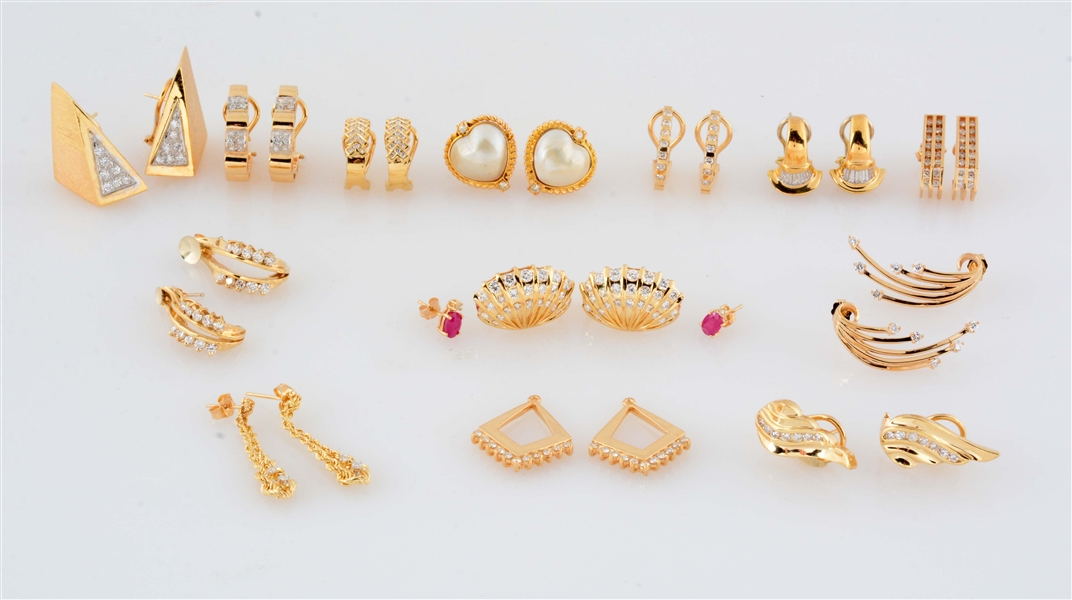 LARGE LOT OF GOLD EARRINGS