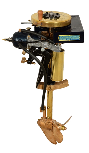 EVINRUDE DETACHABLE OUTBOARD ROWBOAT MOTOR.