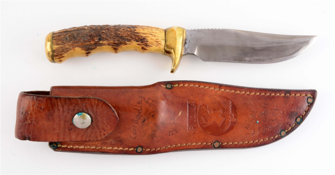 R.H. RUANA 27C STAG FINGER NOTCHED HANDLE.