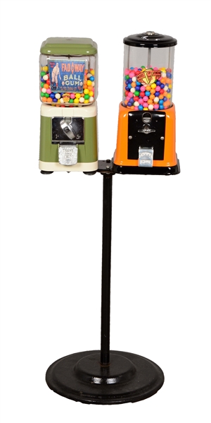 1¢ DOUBLE GUM BALL VENDING MACHINE WITH STAND.