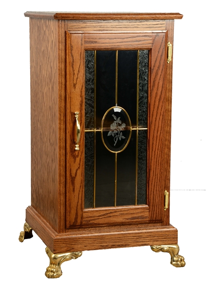 GLASS FRONT OAK SLOT MACHINE STAND.