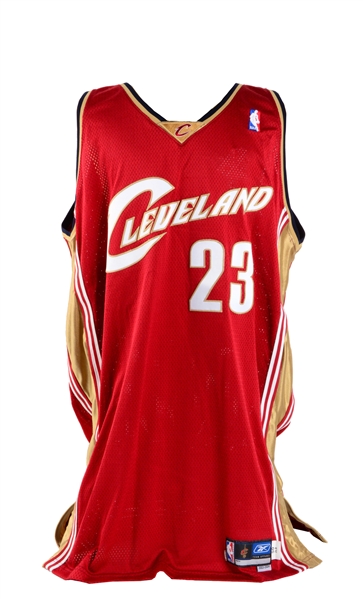 2003-2004 LEBRON JAMES ROOKIE GAME USED CLEVELAND CAVELIERS JERSEY.