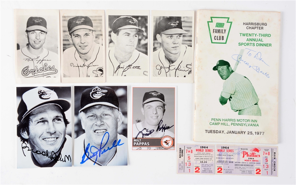 BASEBALL & FOOTBALL AUTOGRAPHED LOT INCLUDING MICKEY MANTLE.