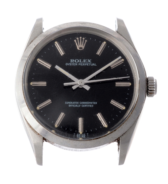 VINTAGE ROLEX OYSTER PERPETUAL WITH BLACK GLOSS DIAL WRISTWATCH.