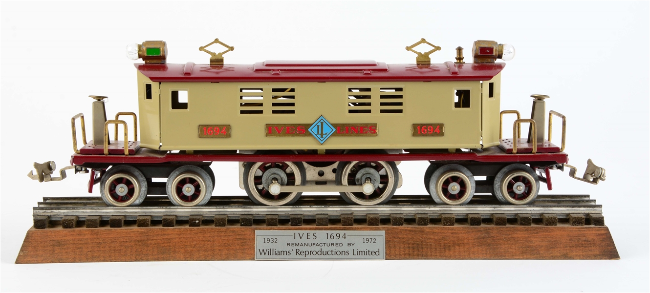 WILLIAMS IVES 1694 LOCOMOTIVE WITH DISPLAY TRACK. 