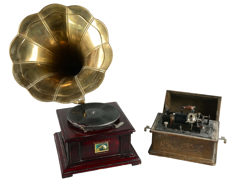 LOT OF 2: PHONOGRAPH PLAYERS.