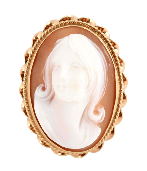 14K YELLOW GOLD CAMEO RING OF YOUNG GIRL.
